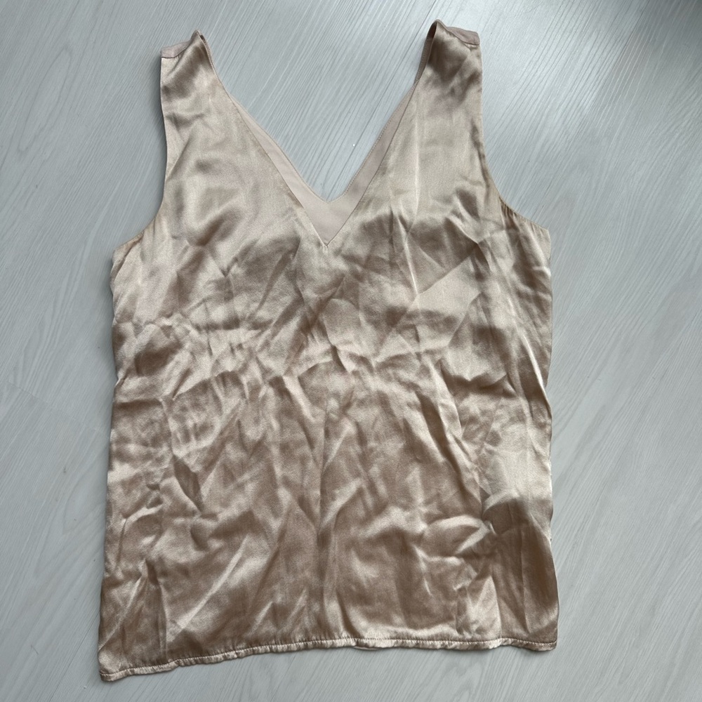 Silky top